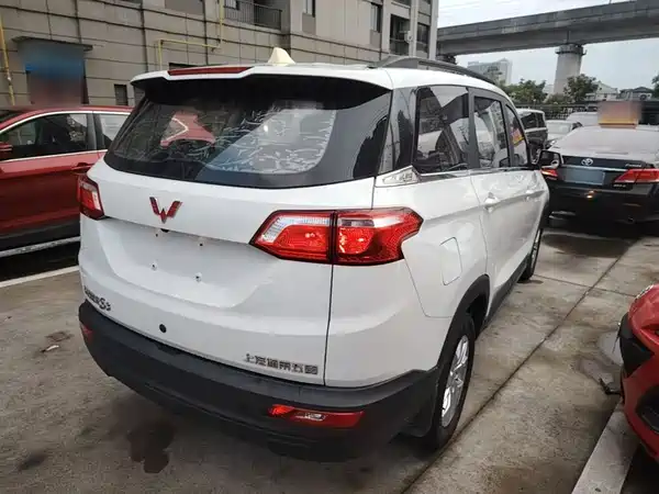 Wuling Hongguang S3 2018