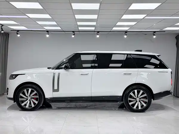 Land Rover Range Rover 2024