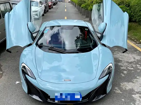 McLaren 625C 2016