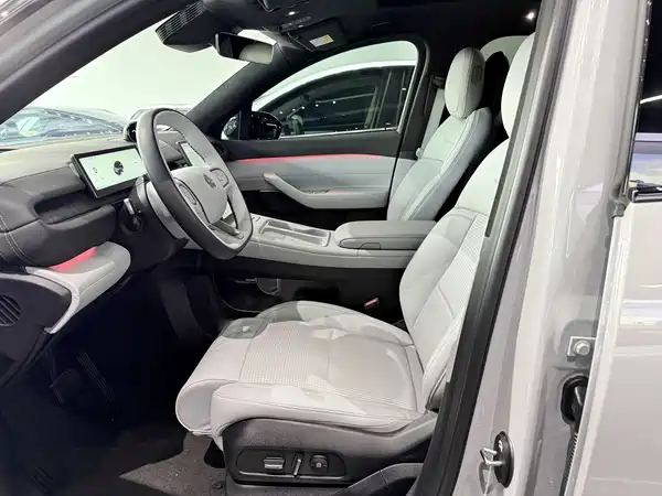 NIO ES6 2025