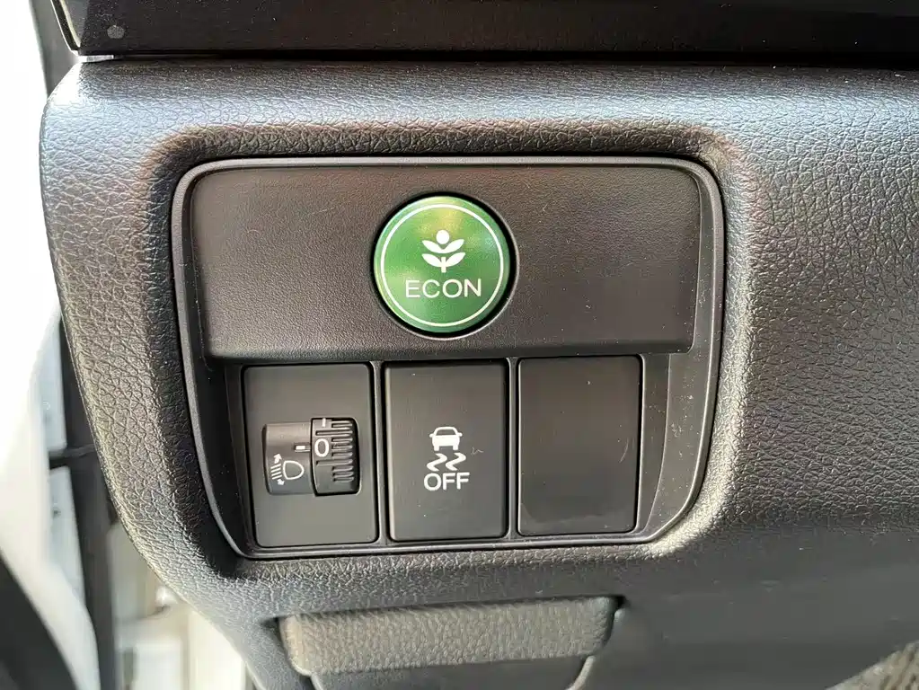 Honda Accord 2017 — фото 16