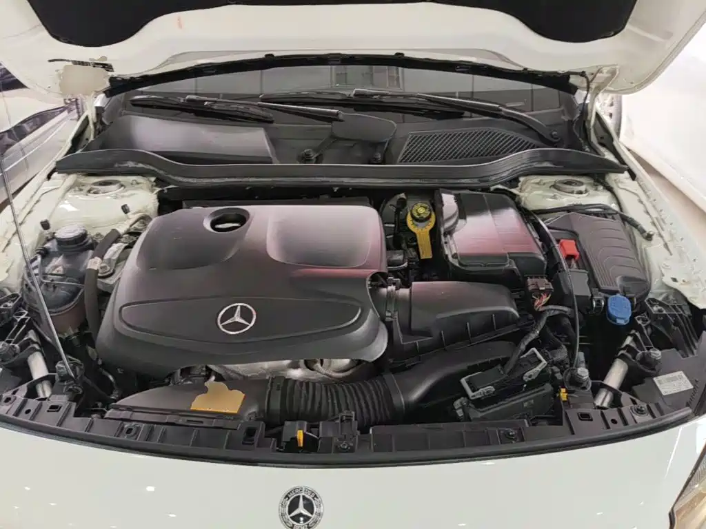 Mercedes-Benz GLA 2018 — фото 20
