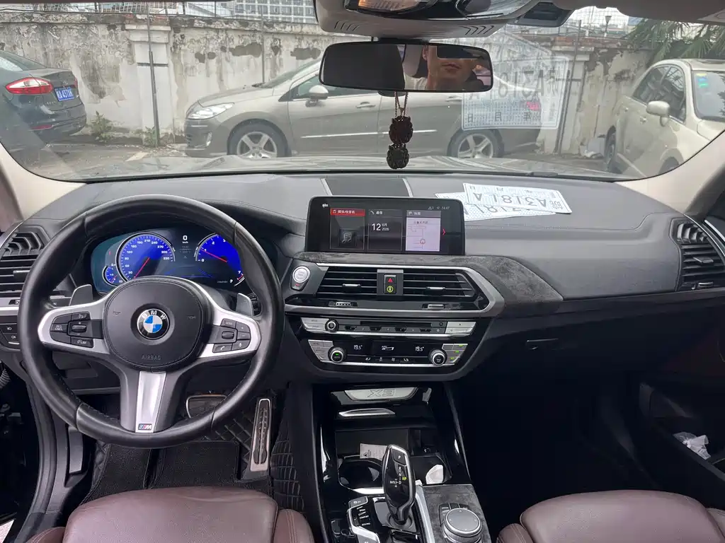 BMW X3 2018 — фото 11