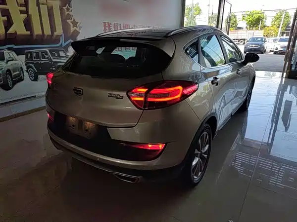 Geely Emgrand GS 2017