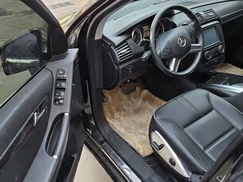 Mercedes-Benz R-Class 2015 — фото 9