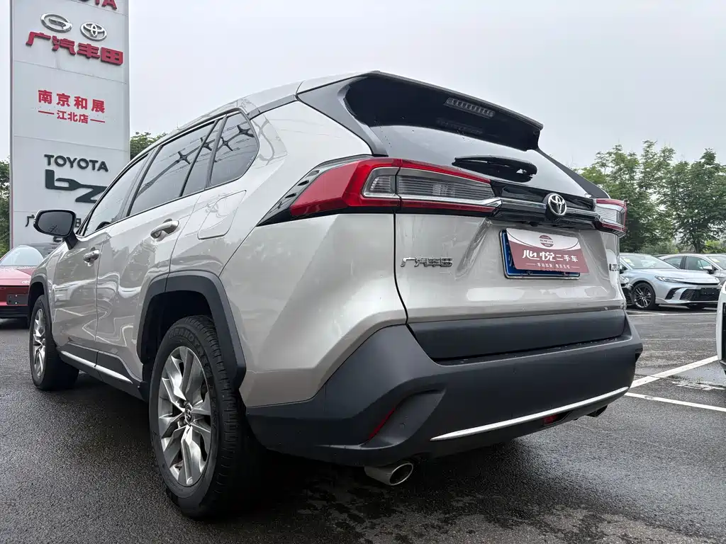Toyota Wildlander 2022 — фото 14