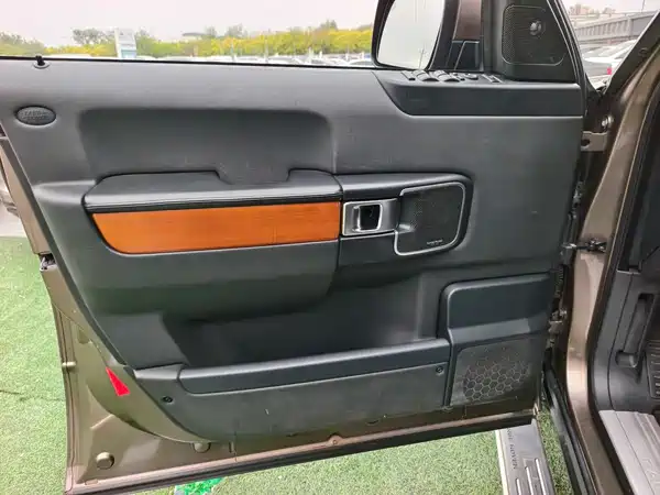 Land Rover Range Rover 2012