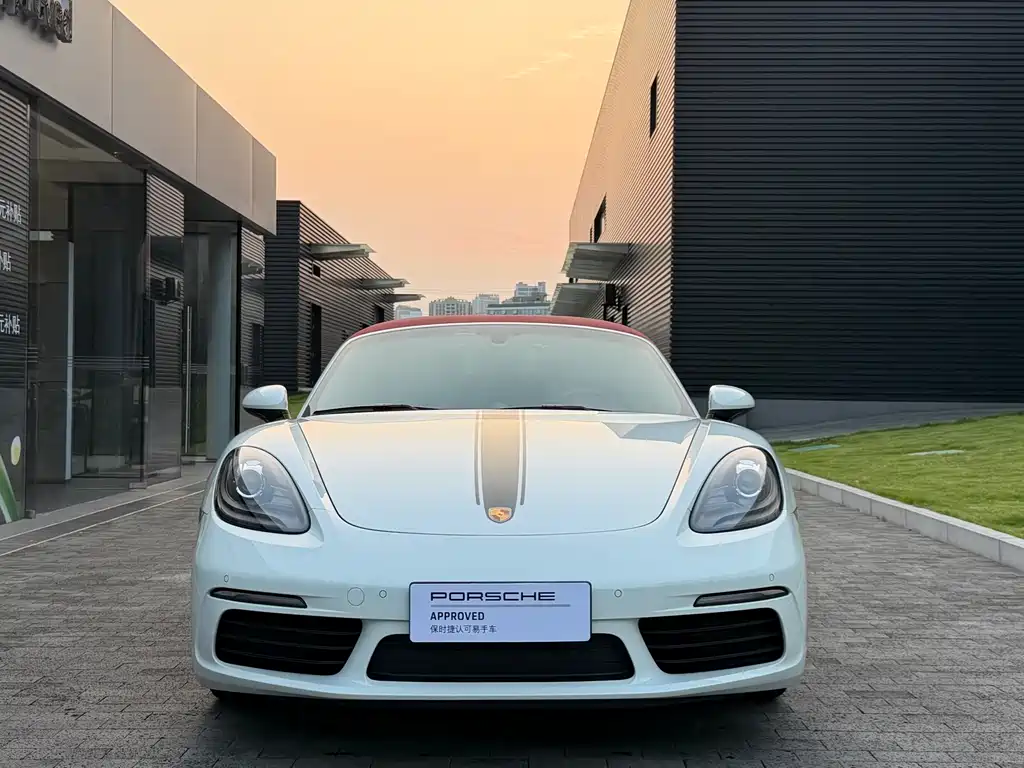 Porsche 718 2025 — фото 2