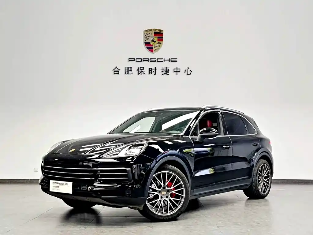Porsche Cayenne 2022 — фото 1