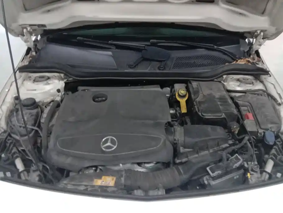 Mercedes-Benz A-Class 2017 — фото 10