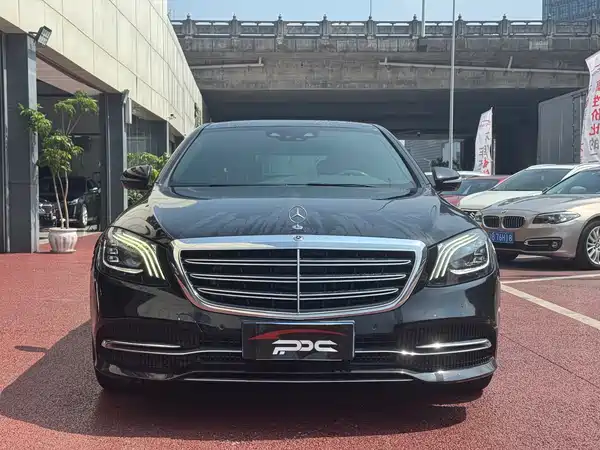 Mercedes-Benz S-Class 2020