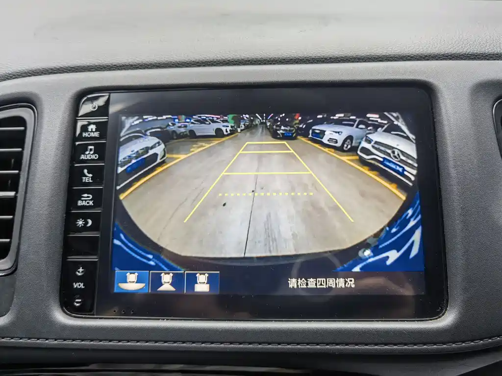 Honda Vezel 2021 — фото 11