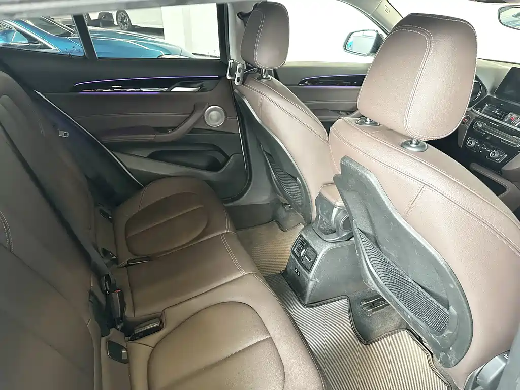BMW X2 2022 — фото 11