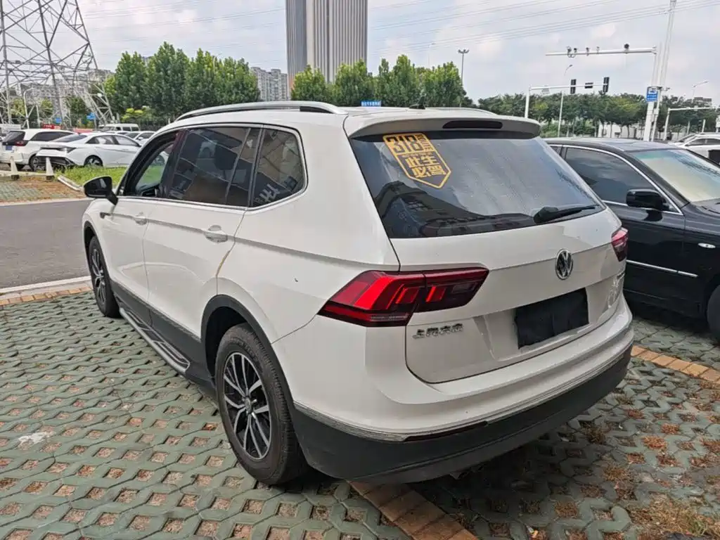 Volkswagen Tiguan L 2018 — фото 5