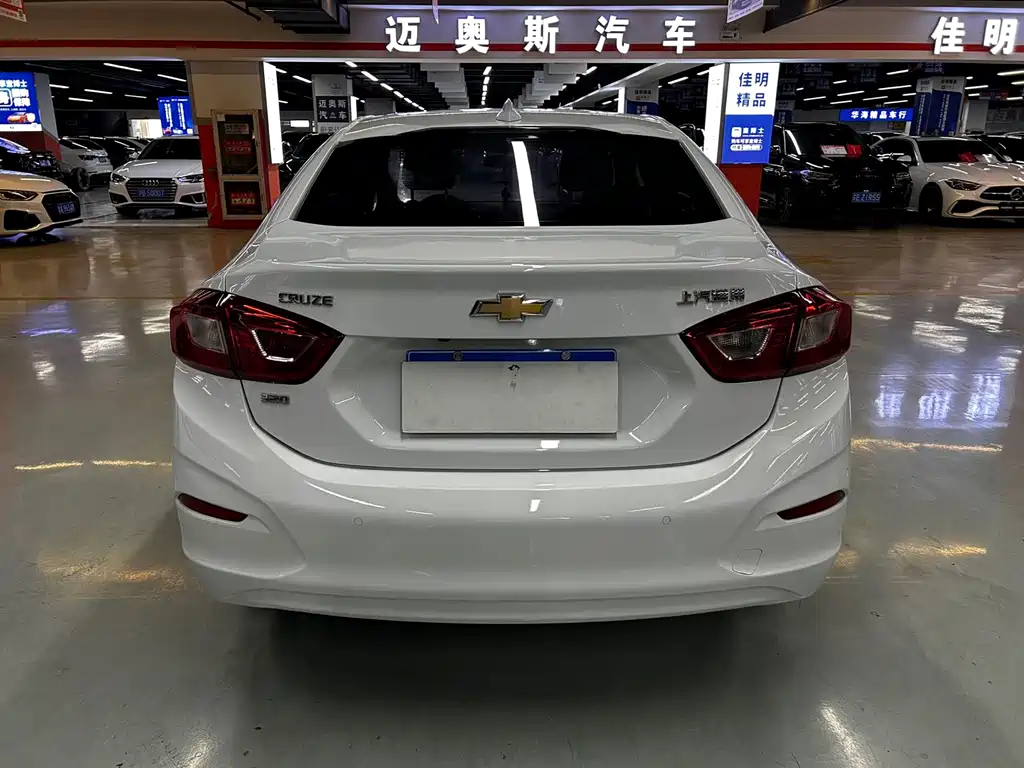 Chevrolet Cruze 2019 — фото 11