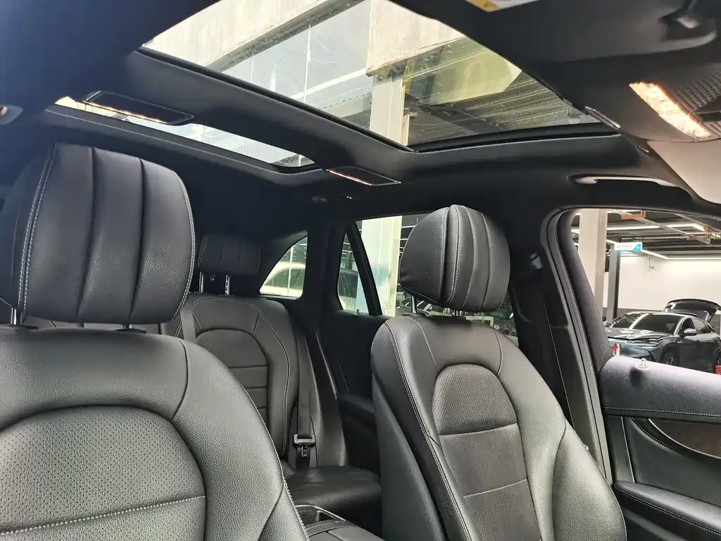 Mercedes-Benz GLC 2020 — фото 11