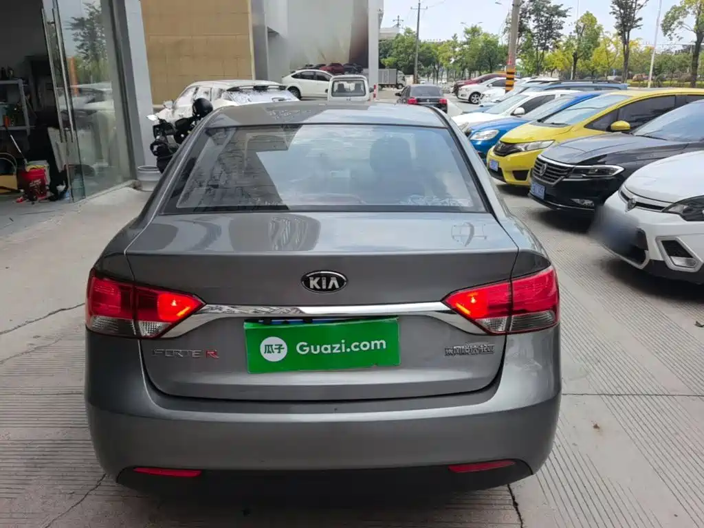 Kia Forte 2015 — фото 6