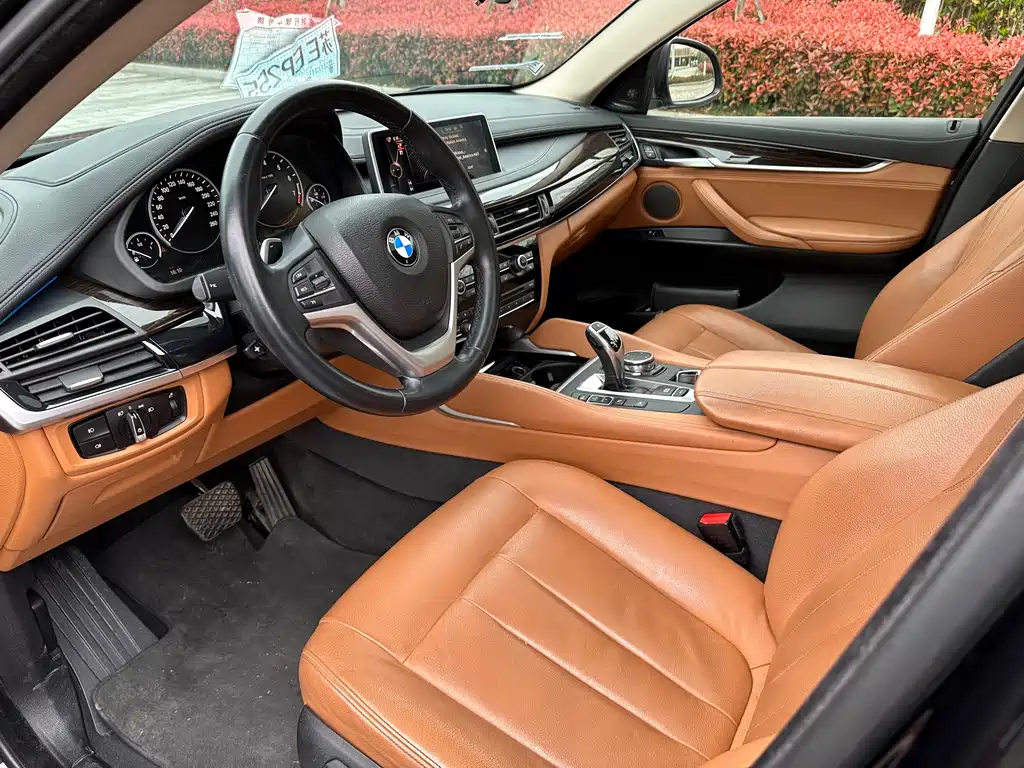 BMW X6 2015 — фото 9