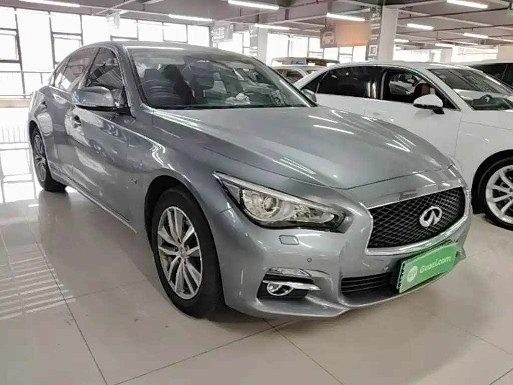 Infiniti Q50L 2017 — фото 12