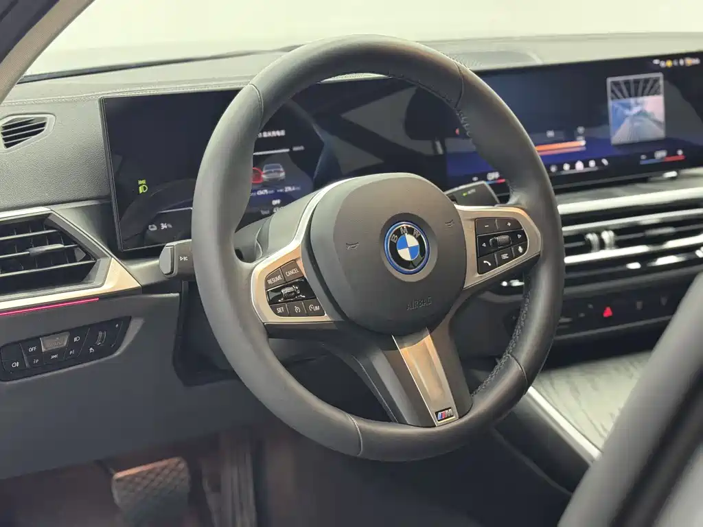 BMW i3 2024 — фото 10