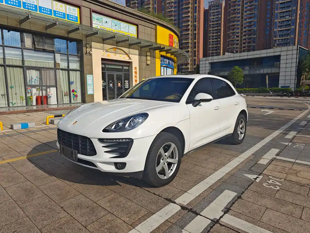 Porsche Macan 2015