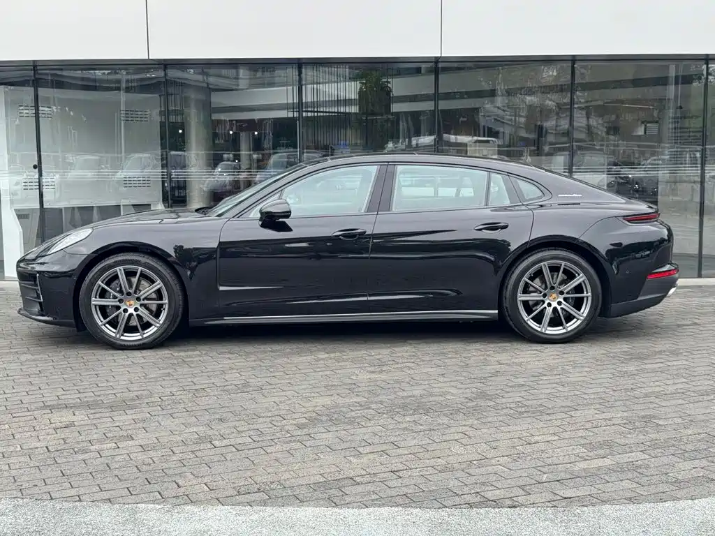 Porsche Panamera 2024 — фото 15