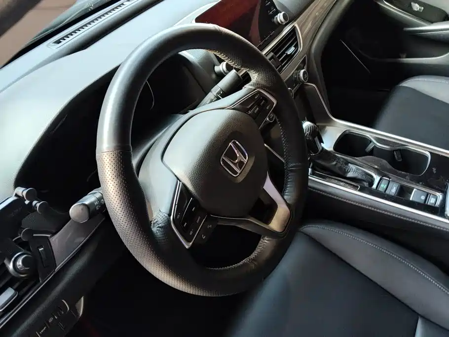 Honda Accord 2019 — фото 15