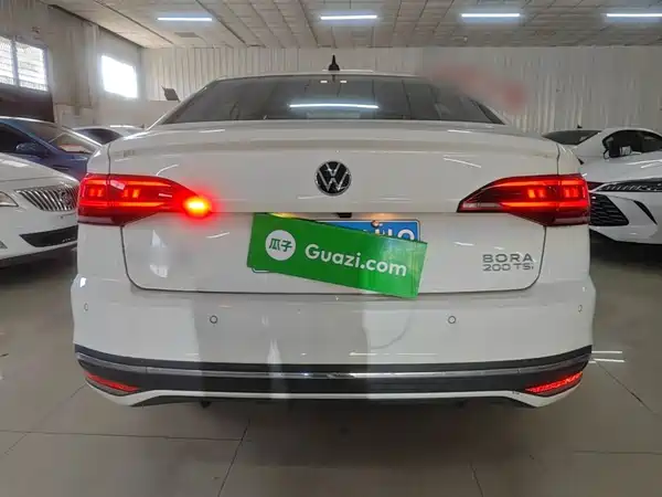 Volkswagen Bora 2024