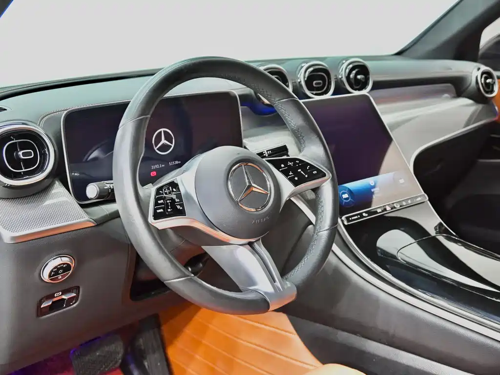 Mercedes-Benz GLC 2023 — фото 17