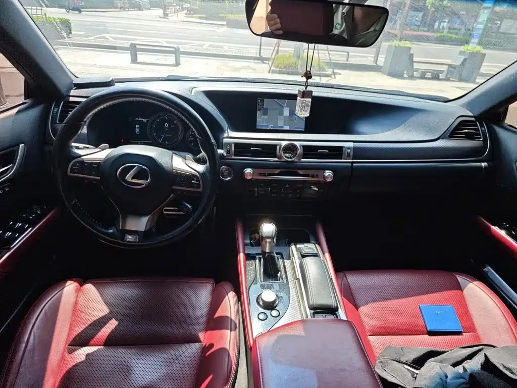 Lexus GS 2018 — фото 13