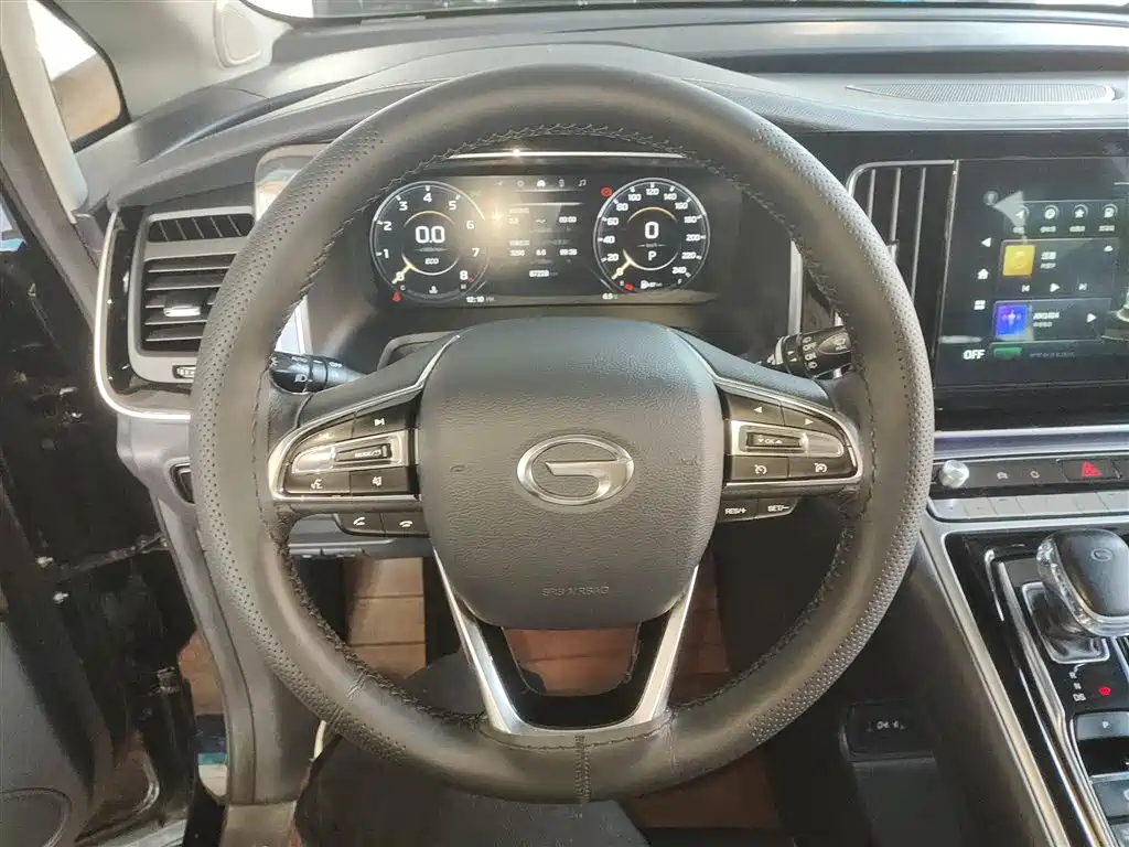 GAC Motor Trumpchi M8 2021 — фото 11