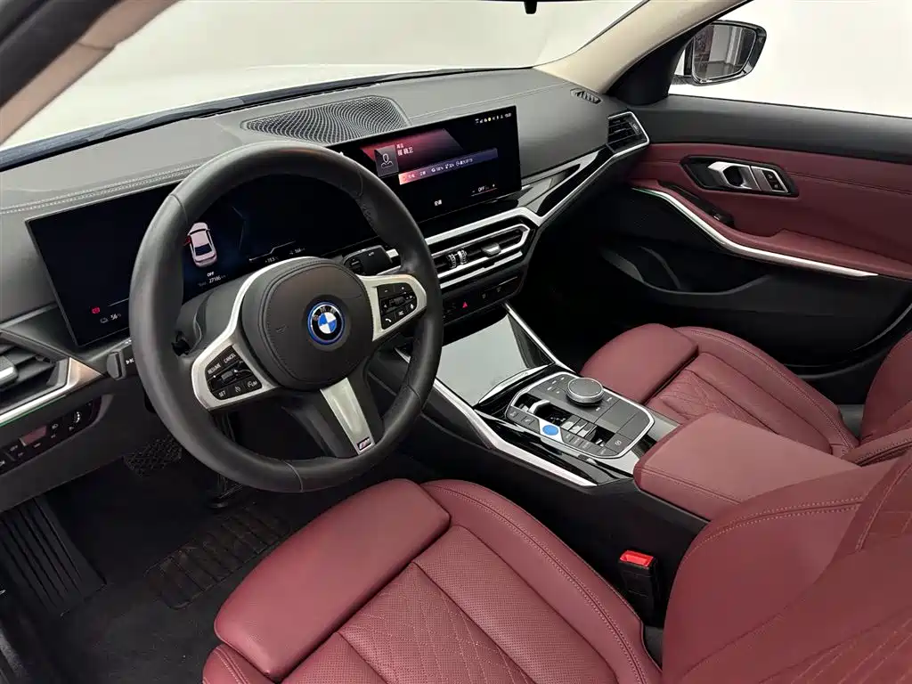 BMW i3 2023 — фото 18