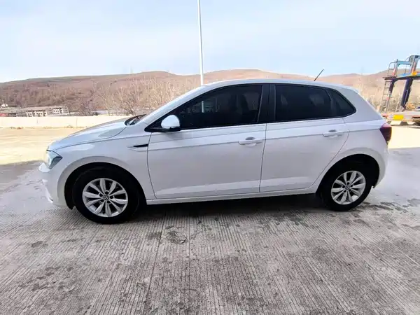 Volkswagen Polo 2021