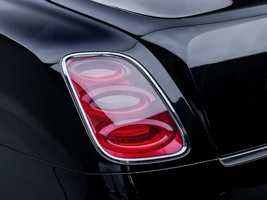 Bentley Mulsanne 2015 — фото 8