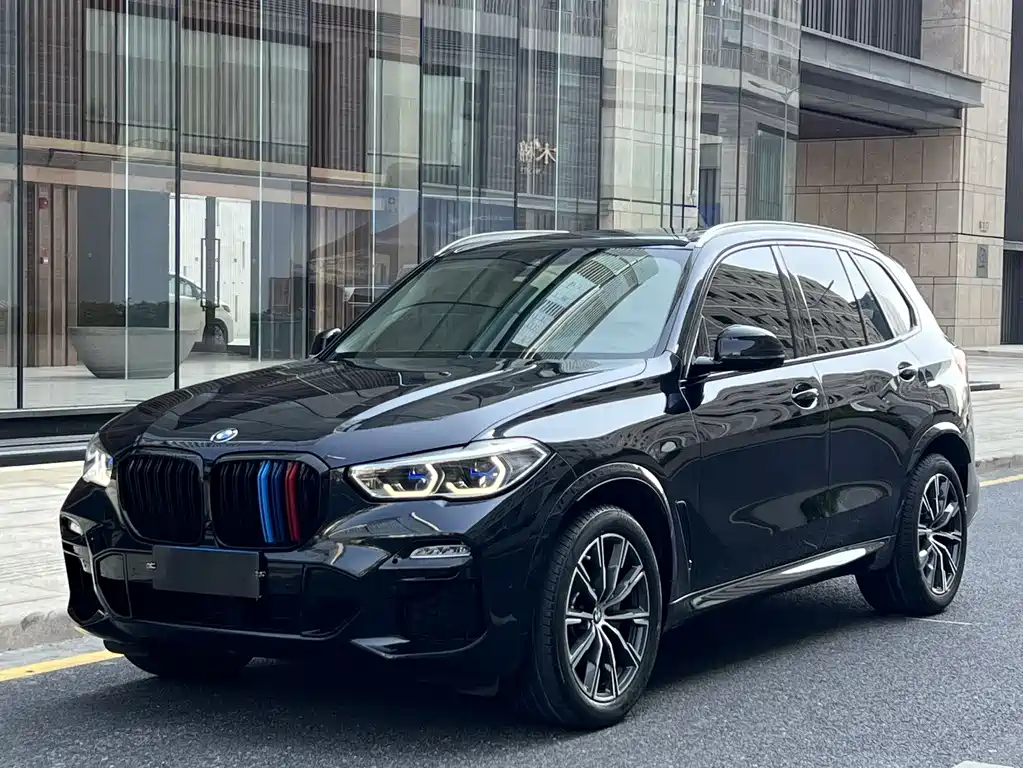 BMW X5 2020 — фото 1