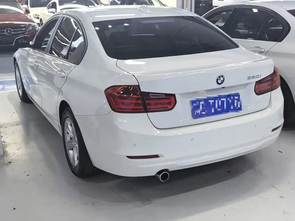 BMW 3 Series 2015 — фото 8