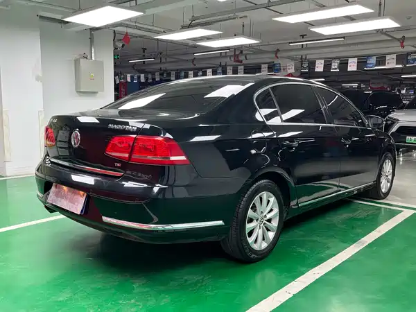 Volkswagen Magotan 2016