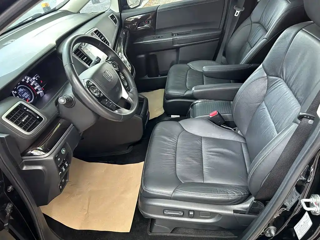 Honda Odyssey 2018 — фото 11