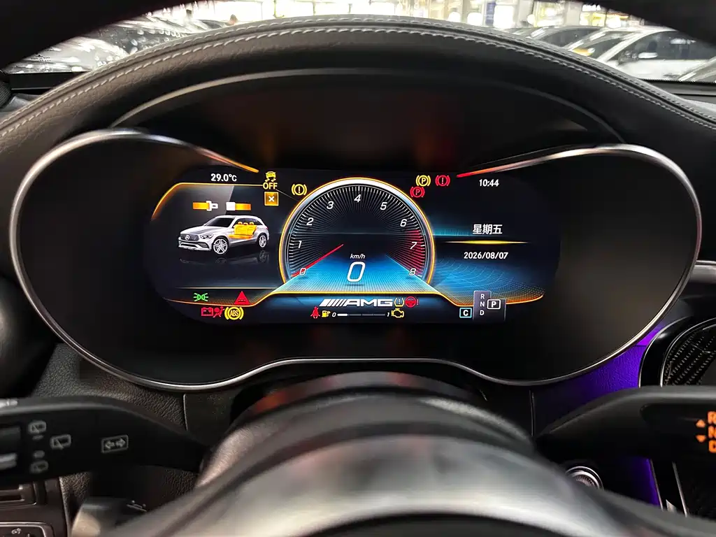 Mercedes-Benz GLC AMG 2022 — фото 13