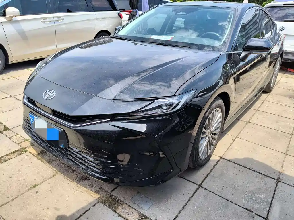 Toyota Camry 2024
