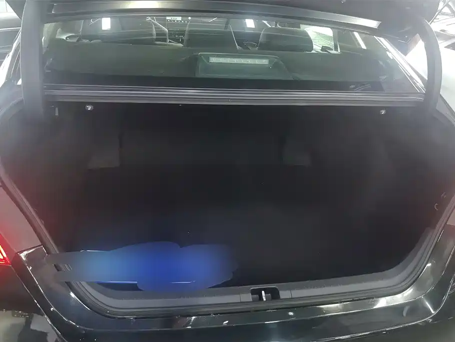 Toyota Camry 2022 — фото 4