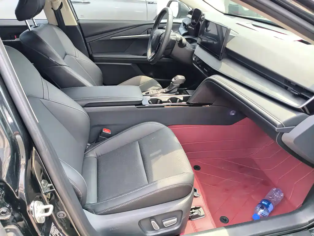 Toyota Camry 2024 — фото 14