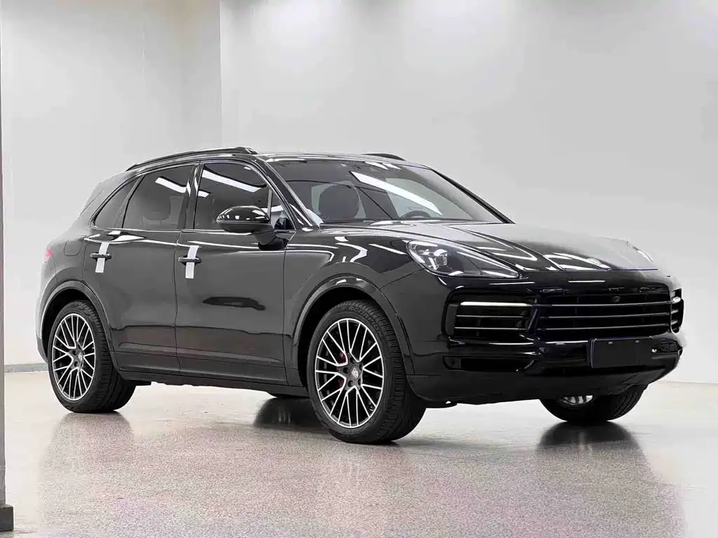 Porsche Cayenne 2019 — фото 3