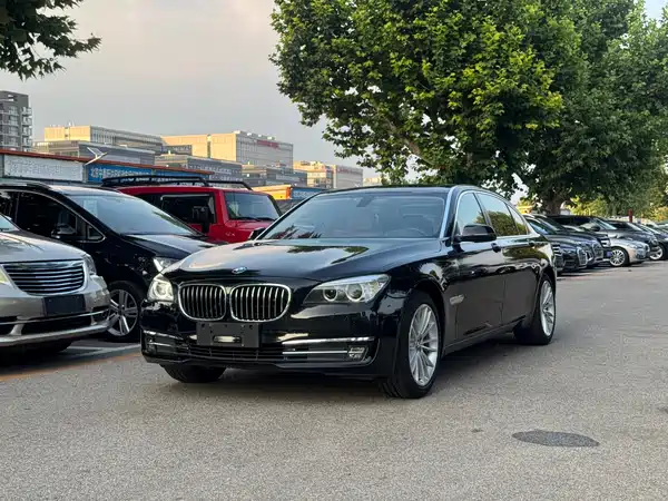 BMW 7 Series 2015