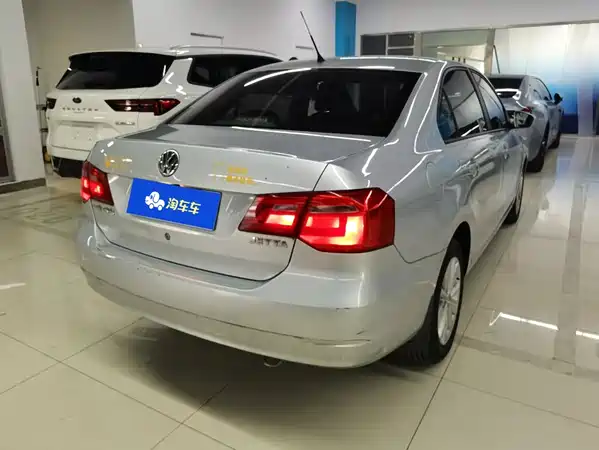 Volkswagen Jetta 2014