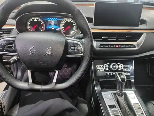 Hongqi H5 2018