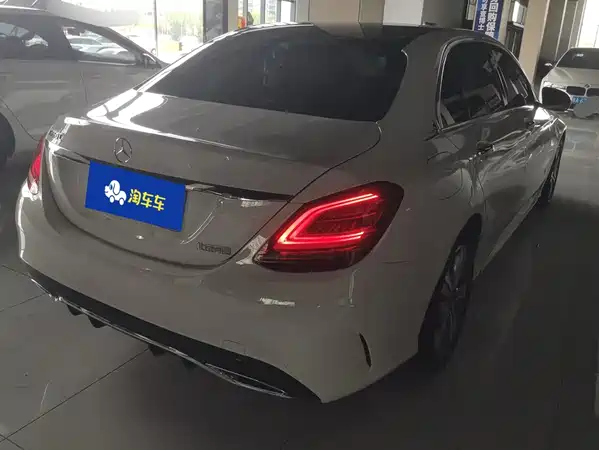 Mercedes-Benz C-Class 2020