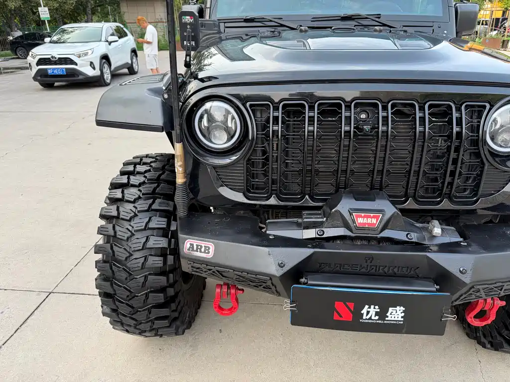Jeep Wrangler 2014 — фото 22