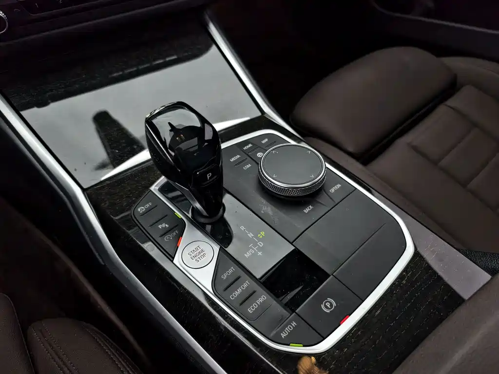 BMW 3 Series 2020 — фото 15