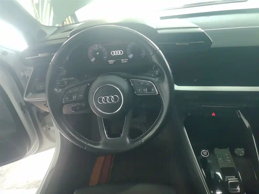Audi A3 2021 — фото 11